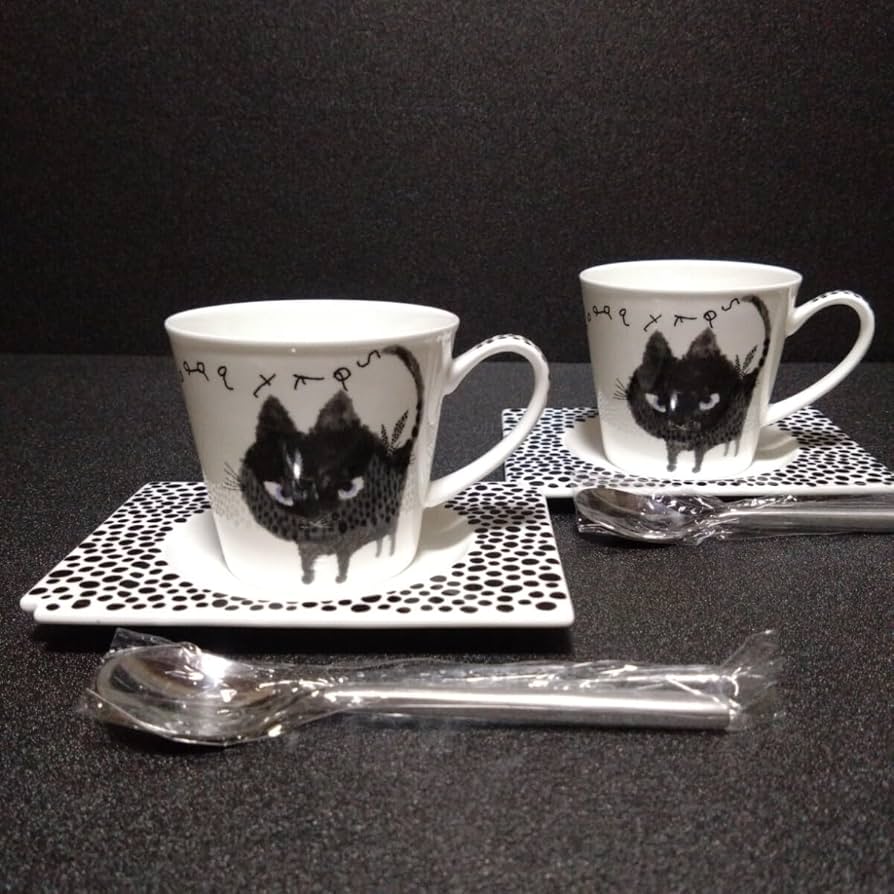 【激レア】 Shinzi Kato 陶器大きな鈴を持つ招き猫2体（美品） 激レア】 Shinzi Kato 陶器大きな鈴を持つ招き猫2体（美品）